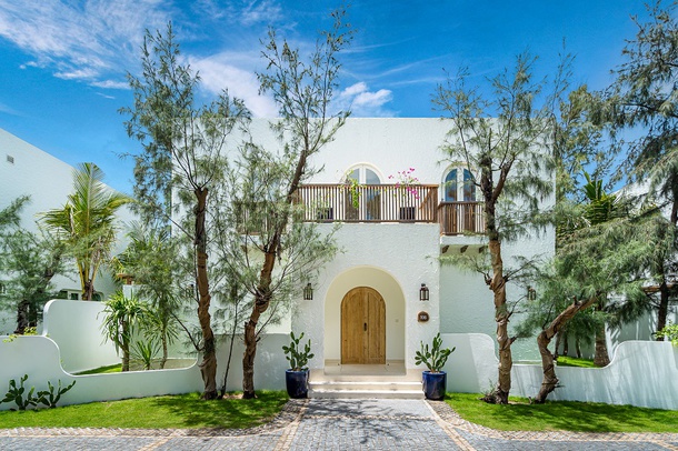 Stelia Beach Resort - One-time Offer